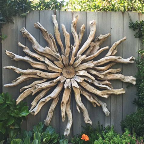Best 13 20 Creative Driftwood Craft Ideas: Bringing Beach Treasures to ...