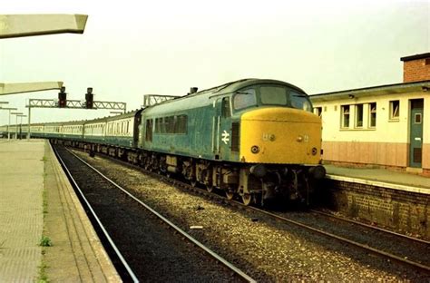 Pin by Neil Dickinson on Diesel Locomotives | Diesel locomotive ...