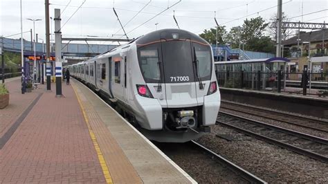 Great Northern Class 717 Arriving Into Alexandra Palace 10919 Youtube