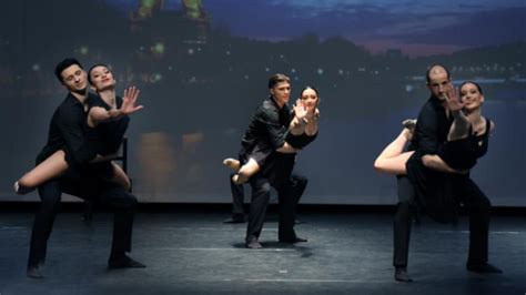 La Vie En Rose Bolero Con Il Balletto Di Milano Mentelocale Web