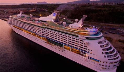 Voyager Of The Seas Royal Caribbean Uno De Los Cruceros Completos Viajeros Online