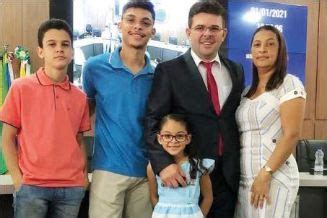 Assembleianos E Amigos Prestam Homenagem A Renato Bromochenkel Pelo