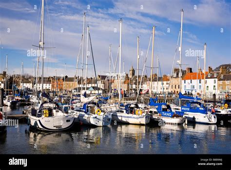 Anstruther Marina Hi Res Stock Photography And Images Alamy