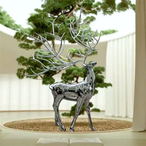 metal deer sculpture | Sculpture, Public art, Sculpture art