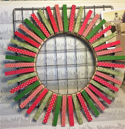 20+ Christmas Card Holder Wreath