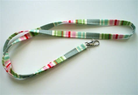 Lanyards Diy Lanyard Lanyard Tutorial Teacher Holiday Ts