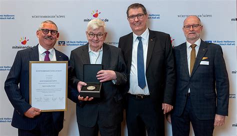 Joschka Fischer erhält Demokratiepreis in Heilbronn Ex Minister