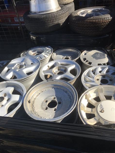 COMMODORE VP VR VS MAG WHEELS TYRES HOLDEN COMMODORE 16 Inch Wheels EBay