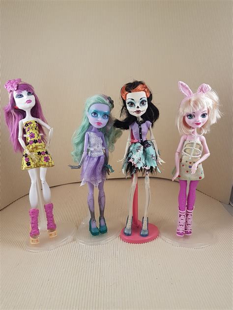 Original Monster High Dolls Dressed With Accessories Collectible ...