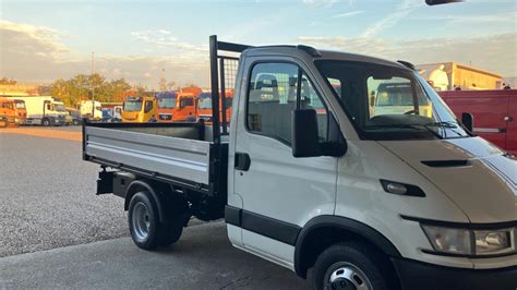 Iveco Daily C Cassone Ribaltabile Trilaterale Auto E Moto In