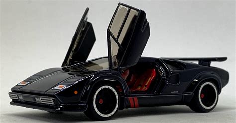 JULIAN S HOT WHEELS BLOG 1982 Lamborghini Countach LP500 S 2020 RLC Opening Scissor Doors