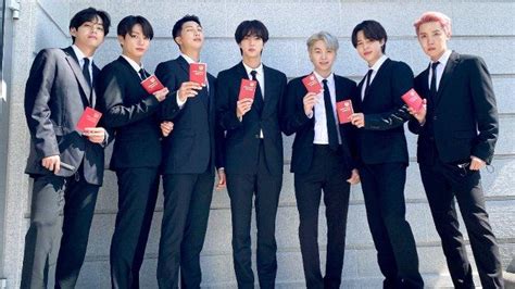 Mengenal Paspor Diplomatik Yang Diterima Bts Setelah Ditunjuk Jadi