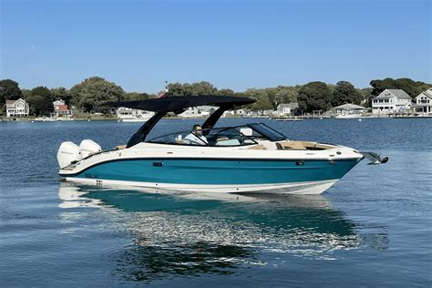 Sea Ray Slx Outboard Runabout For Sale Yachtworld