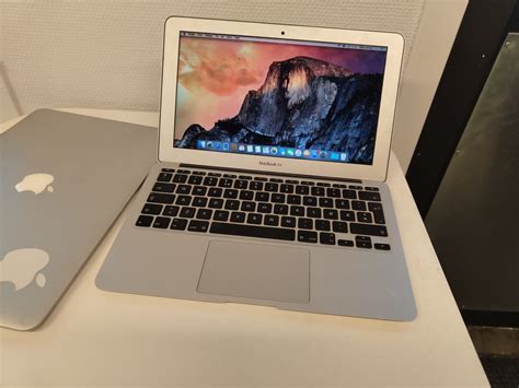 Macbook Air A Finn Torget