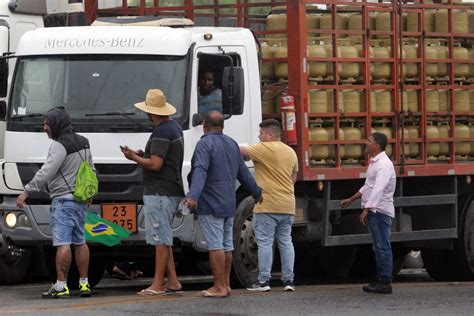 Rodovias S O Liberadas Em Sp Total De Bloqueios Cai Mas Estados