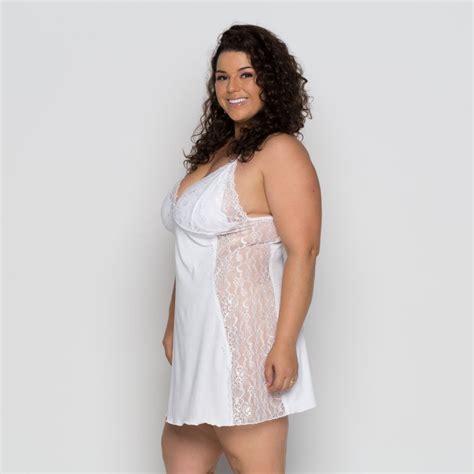 Camisola Plus Size de Microfibra e Renda Na Clube Íntima