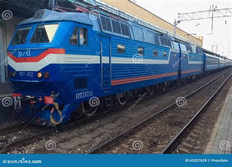 Train at the station editorial stock image. Image of carriage - 62037629