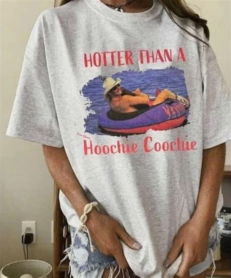 Tshirt Alan Jackson Tour Shirt Vintage Hotter Than A Hoochie Coochie