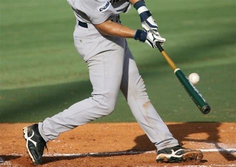 How To Hold A Baseball Bat Correctly 5 Step Guide