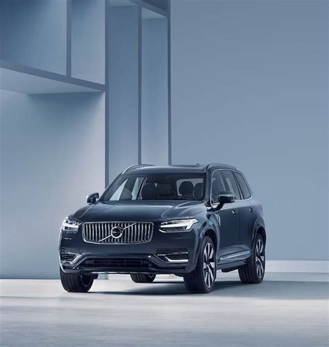 Explore The Roomy Volvo Xc Interior Exterior Dimensions