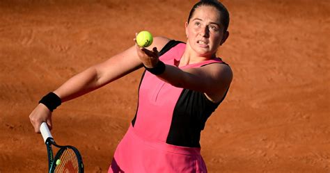 Italian Open Ostapenko Scrambles Into Quarter Finals Tennis Majors