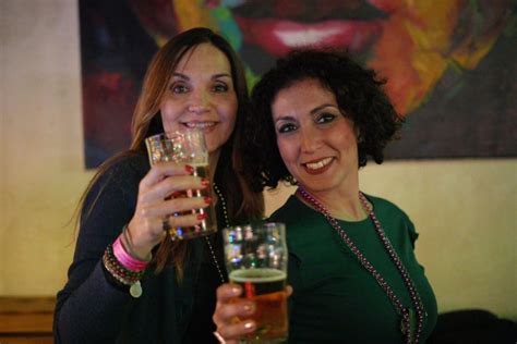 Pub Crawl Tour De Fiesta Por Bruselas Civitatis