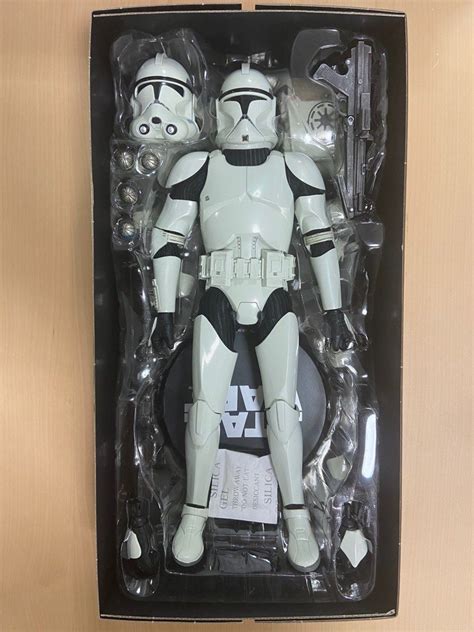 Sideshow Clone Trooper Deluxe Shiny 興趣及遊戲 玩具 遊戲類 Carousell