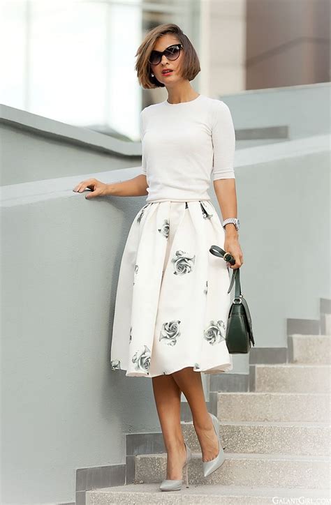 How To Wear With Midi Skirts 16 Outfit Ideas Elegant Skirt Trendy