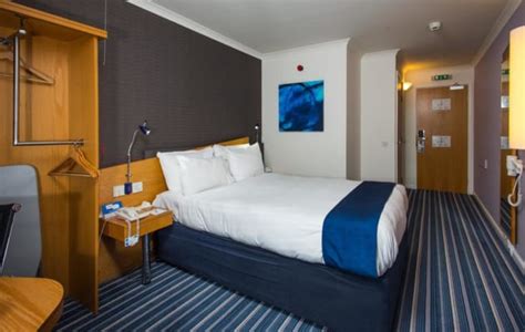 Holiday Inn Express INVERNESS Hotel (Inverness) from £55 | lastminute.com