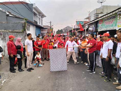 Pentasharufan Zis Paket Logistik Keluarga Dalam Rangkaian Acara Super