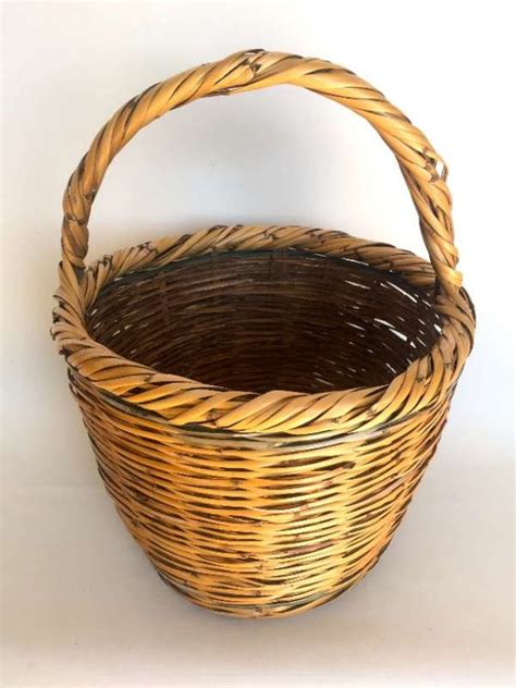 Vintage Round Wicker Apple Picking Basket – Haute Juice