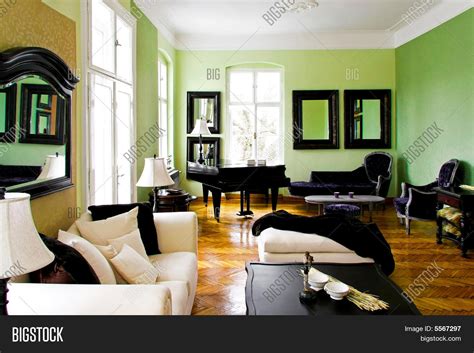 Green Room Image & Photo (Free Trial) | Bigstock