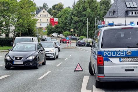 Unfall Auf Chemnitzer S Dring Eine Person Im Krankenhaus