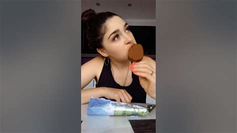 Мугбанг 💚#мугбанг #асмр #емнакамеру #емвкуснчжку#вкусняшки#еда - YouTube
