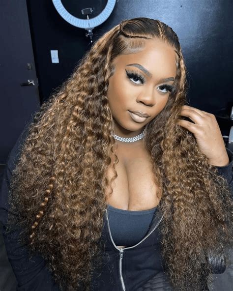 Honey Blonde Hair Shades To Warm Up Your Look