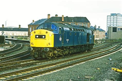 40060 One Of The Class 40s Which Had Headcode Panels Fitte Flickr