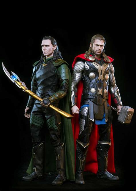 Hot Toys Loki Marvel 1 6 Scale Action Figure Figround