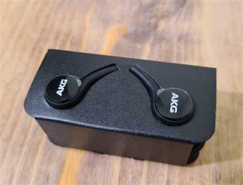 Наушники AKG Samsung s20 | Festima.Ru - Мониторинг объявлений