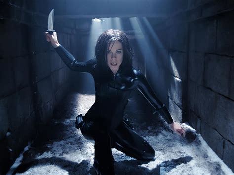 Kate Beckinsale In Underworld Evolution Hd Wallpaper