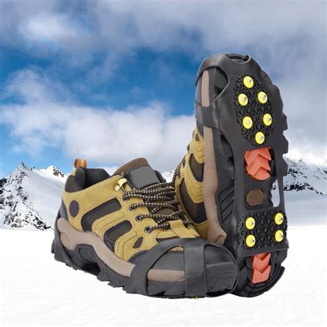 We Review 4 Women's Winter Boots With The Best Traction