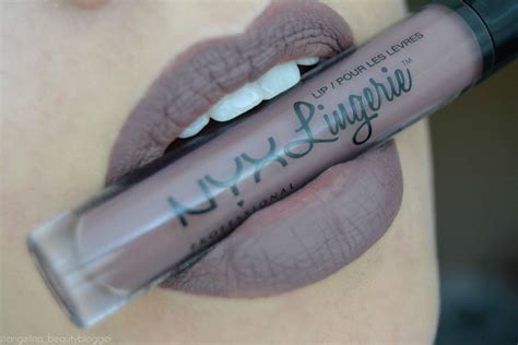 NYX Lip Lingerie 14 Confident Nehtové studio Angelina