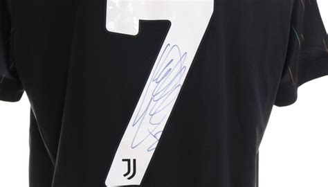 Vlahovic Official Juventus Signed Shirt Charitystars