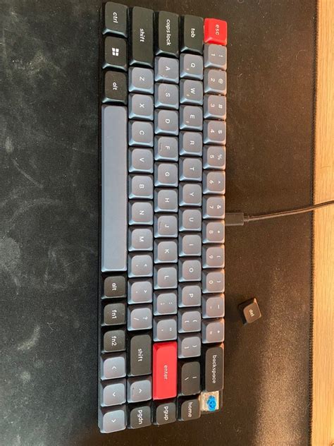 Keychron K7 Pro RGB Hot Swappable Blue Switch Low Profile Mechanical Keyboard 電腦科技 電腦周邊及配件