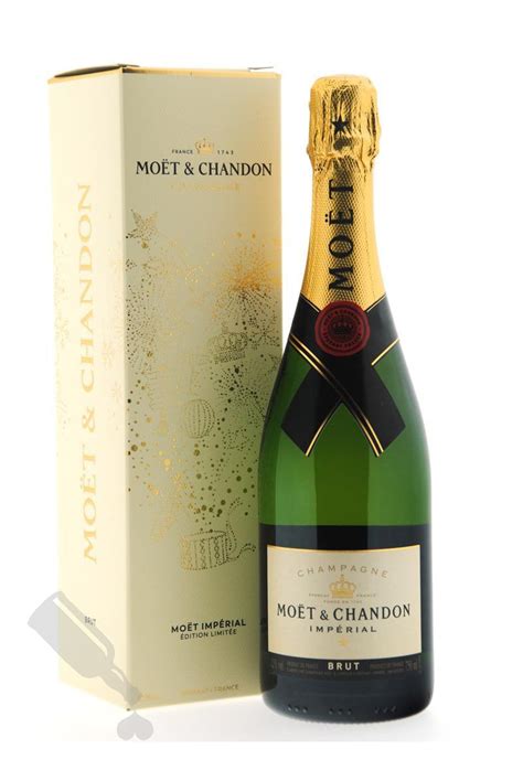 Mo T Chandon Brut Imp Rial Limited Edition Snowglobe Giftbox