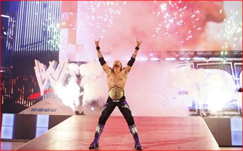 World Raseling Wwe Edge Entrance