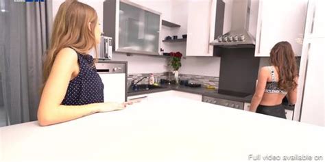 Parasited Full Porn Jia Lissa Possessed By Alien Parasite Have Fun With Tiffany Tatum Tnaflix