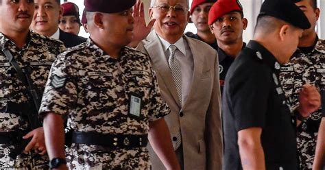 Saman Src Terhadap Najib Bersambung Jun Berita Harian