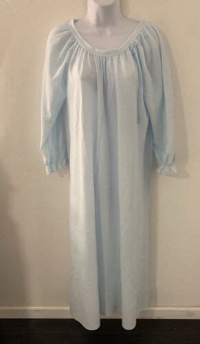 Vintage S Miss Elaine Fleece Nightgown Long Slee Gem