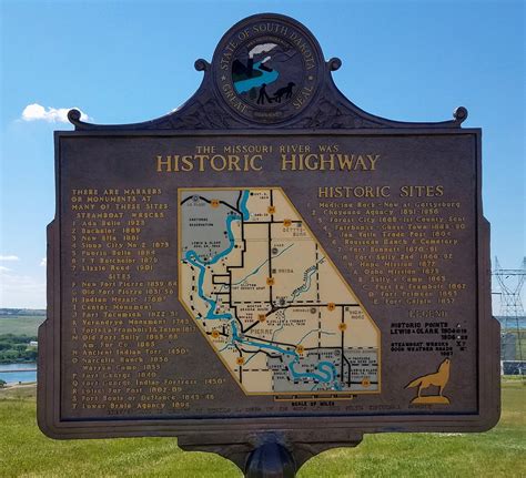 History and Culture by Bicycle: Oahe Dam: The Oahe Dam & Lake