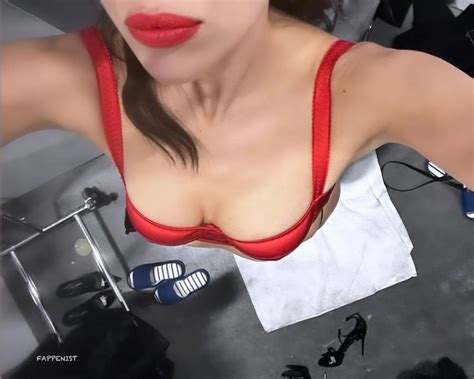 Irina Shayk Sexy Ass And Tits Lingerie Fappenist